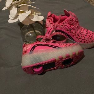Girls rolly shoes